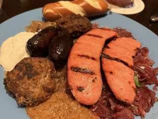 Cafe Bahnhof-German Restaurant