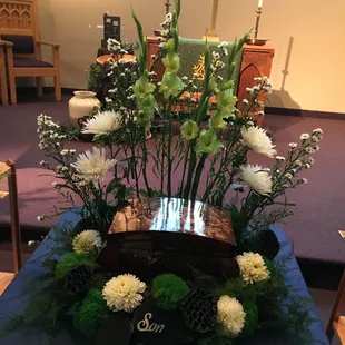 This is the urn and arrangement. We supplied the urn.
