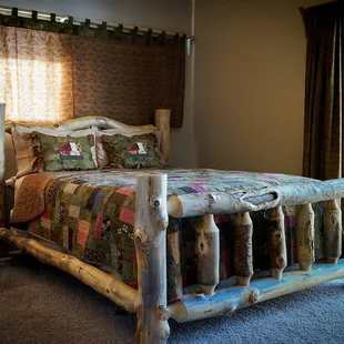 Mt. Columbia Room - Buffalo Peaks Lodge