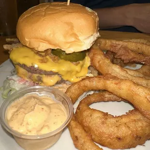 Tap signature with onion rings