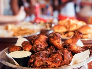 Hooters