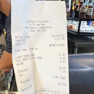 $3.00 for a tall draft beer....Yea!!