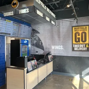 Buffalo Wild Wings 'Go' Photo 4