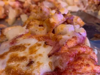 Straw Hat Pizza