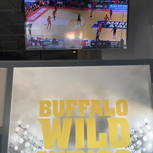 a basketball game on tv