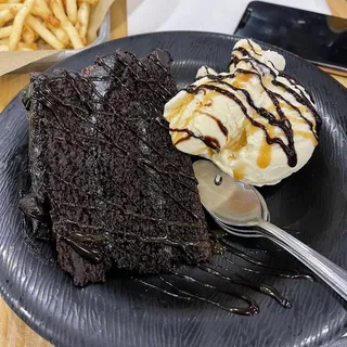 Chocolate Fudge Cake