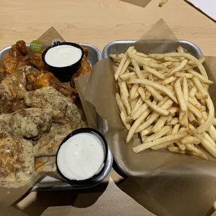 chicken wings and fried chicken, food