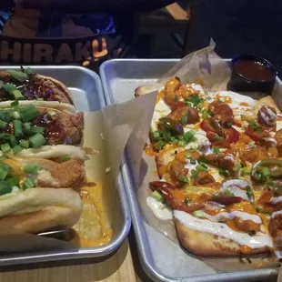 Pizza and bird dawgs