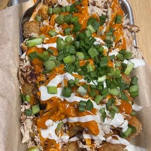 Buffalo chicken tots