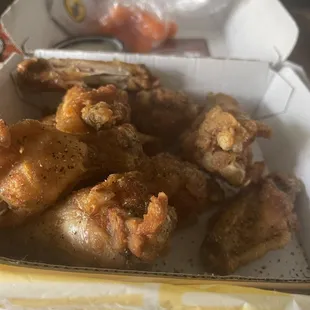Buffalo Wild Wings (lemon pepper)