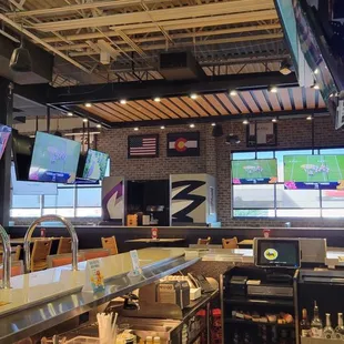 sushi and sashimi, interior