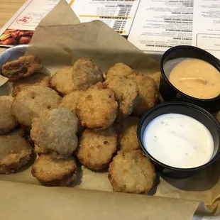 Amazing Fried Pickles, I love the breading