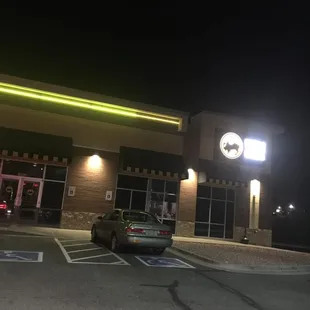 Wings, Beer, Big Screen Sports! Life is good!