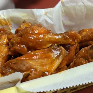 Medium Wings