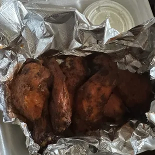 chicken wings and fried chicken, bbq chicken, chicken wings, chicken, fried chicken wings, poultry, fried chicken, bbq wings, food