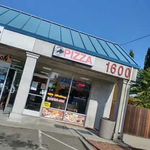 the front of a restaurant