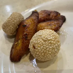 Sesame balls and fried plantains