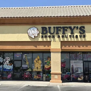 Front of store from parking lot. It's behind Taco Bell and Mcdonalds