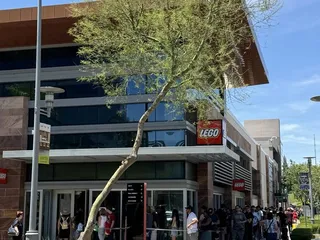 Lego Store Downtown Summerlin