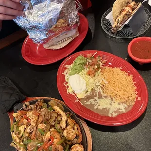 Fajitas (4 meats: chicken, shrimp, steak, chorizo) Taco Filipe (steak, sautéed onions, chipotle mayo)