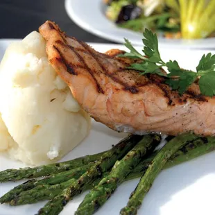 Grilled Salmon, Garlic Mashed Potatoes and Asparagus.