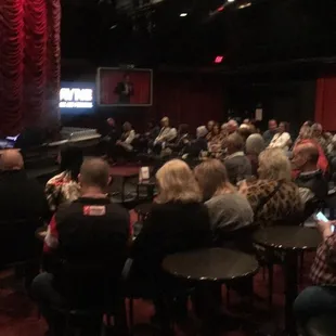 A glimpse inside Bugsy&apos;s Cabaret prior to Wayne Newton Up Close and Personal.