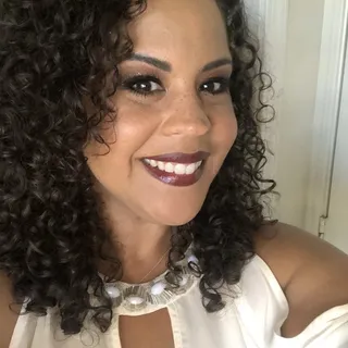 Robyn P.