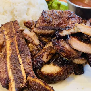 Grilled Pork Chop Bun