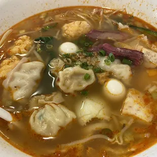 Spicy and Sour Cabbage Soup