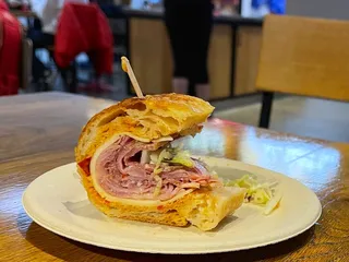 Gul's Breakfast & Lunch Cart