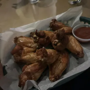 BUKOM WINGS