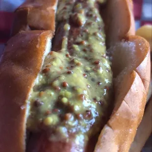 Hot dog with mustard added