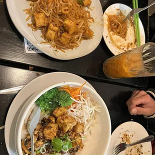Pad Thai (VO)(GFO) and Garlic Noodles (V)(GFO)