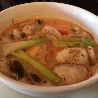 Tom Kha