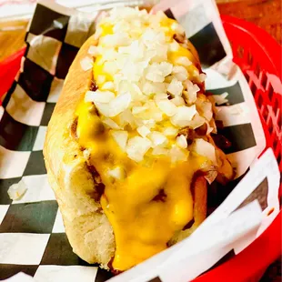 Chili cheese dog