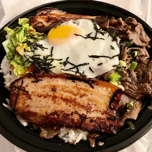 Bibim Rice Bowl with pork belly (+$4.50)