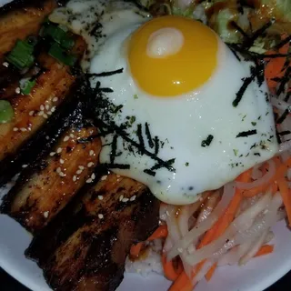Roasted Pork Belly Rice Bowl (4 PC)