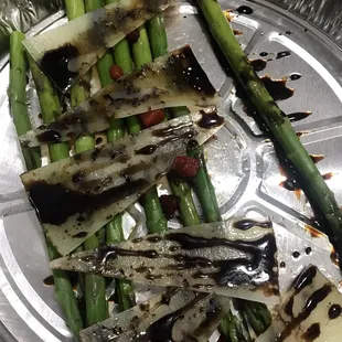 Blanched asparagus topped with Manchego cheese