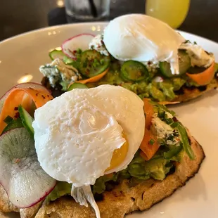 Avocado toast with egg (egg costs extra)