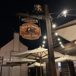 Bull &amp; Crown Publick House