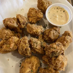 Appetizer - Fried Mushrooms, crunchy outside, soft inside, good flavor.  Had to request more sauce it was so good