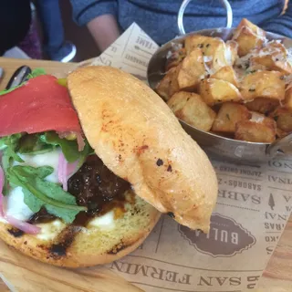Bulla Burger Dinner