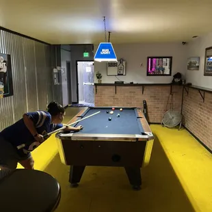 The Bulldog Bar &amp; Grill pool area