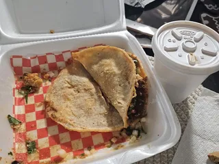 El Sinaloense Tacos and Beer