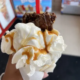 Brownie Sundae