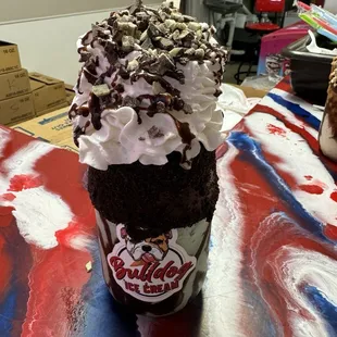 Mint Cookies and Cream Specialty Shake