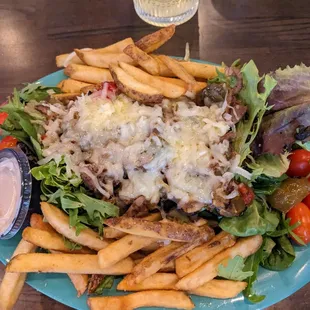 Da Pittsburgh Salad.