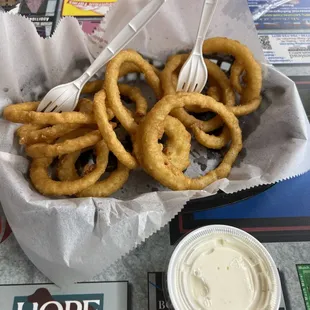Onion rings w ranch