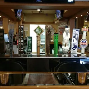 Rotating taps, 3 ciders, 6 IPA&apos;s, 22 Craft Beer Handles, 17 TV&apos;S on one floor