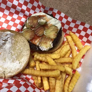 Cheeseburger &amp; fries